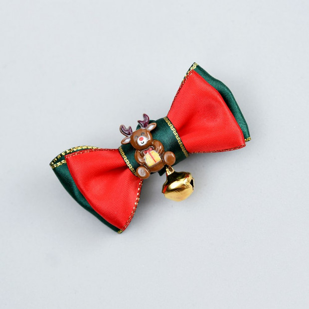 Csilingelős hajcsat, rénszarvassal.